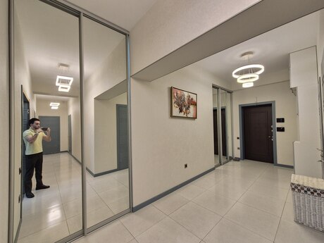 3 otaqlı yeni tikili - 28 May m. - 140 m²