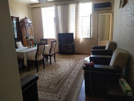 2 otaqlı köhnə tikili - Lökbatan q. - 62.1 m²