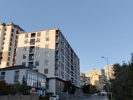 4 otaqlı yeni tikili - Həzi Aslanov q. - 130 m²