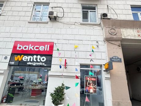 1-комн. вторичка - м. Элмляр Академиясы - 40 м²