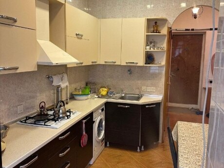 3-комн. вторичка - Насиминский  р. - 76 м²