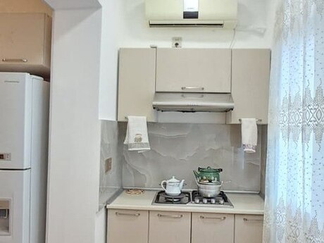 2 otaqlı köhnə tikili - 8-ci mikrorayon q. - 59 m²