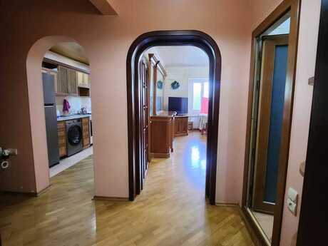 2 otaqlı köhnə tikili - Badamdar q. - 67.4 m²