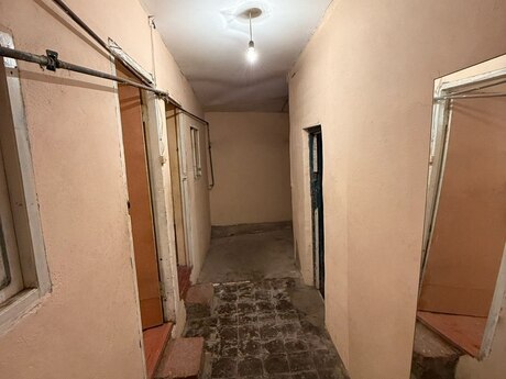 4-комн. вторичка - пос. Ахмедлы - 150 м²