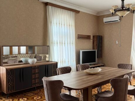 7-комн. дом/дача - пос. Бадамдар - 1400 м²