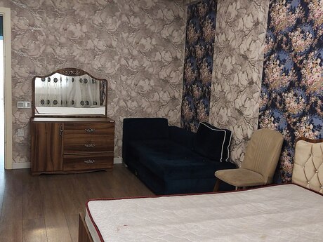 2-комн. новостройка - м. 20 января - 102 м²