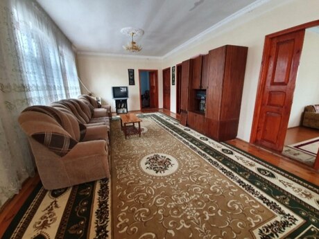 5-комн. дом/дача - Гусар - 200 м²