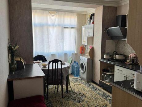4 otaqlı köhnə tikili - Hövsan q. - 90 m²