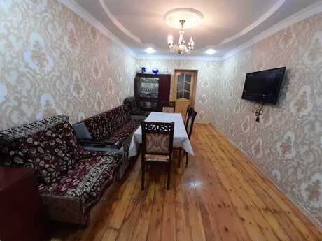 2 otaqlı köhnə tikili - Gəncə - 56 m²