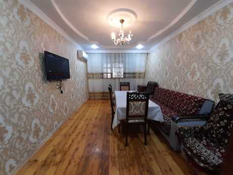 2 otaqlı köhnə tikili - Gəncə - 56 m²