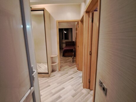 3 otaqlı yeni tikili - İnşaatçılar m. - 130 m²
