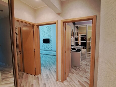 3 otaqlı yeni tikili - İnşaatçılar m. - 130 m²