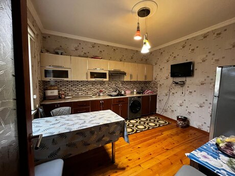 3 otaqlı həyət evi/bağ evi - Zabrat q. - 100 m²