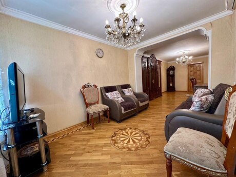 3 otaqlı köhnə tikili - Nəriman Nərimanov m. - 100 m²
