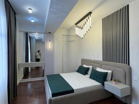 3 otaqlı yeni tikili - Bakmil m. - 101 m²