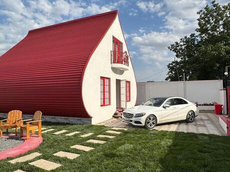 2 otaqlı həyət evi/bağ evi - Qəbələ - 150 m²