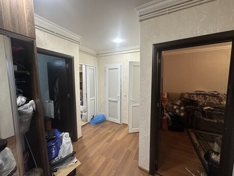 3-комн. вторичка - м. Ази Асланов - 68 м²