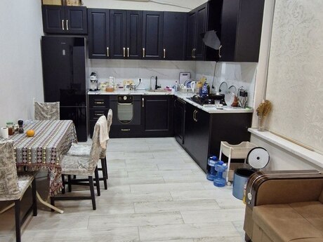 4-комн. дом/дача - пос. Мардакан - 200 м²