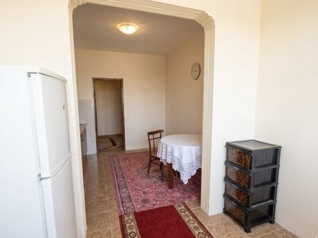 3 otaqlı köhnə tikili - Nəsimi m. - 85 m²