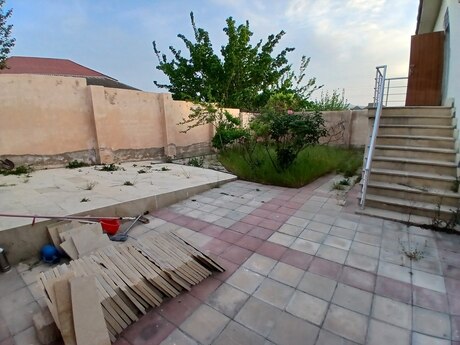 4 otaqlı həyət evi/bağ evi - Masazır q. - 100 m²