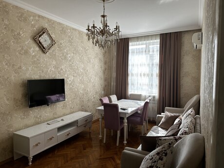 2 otaqlı köhnə tikili - Həzi Aslanov q. - 60 m²