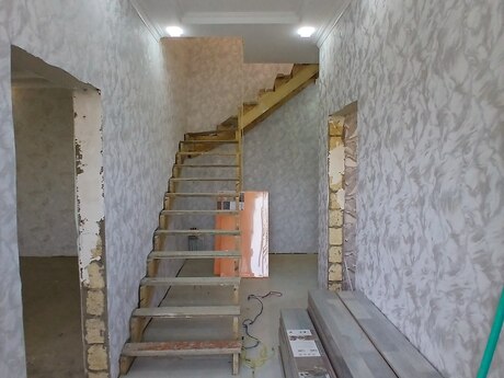 4 otaqlı həyət evi/bağ evi - Masazır q. - 150 m²