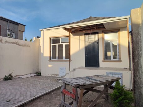 3 otaqlı həyət evi/bağ evi - Buzovna q. - 98 m²