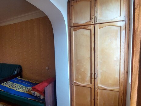 1 otaqlı köhnə tikili - 7-ci mikrorayon q. - 50 m²
