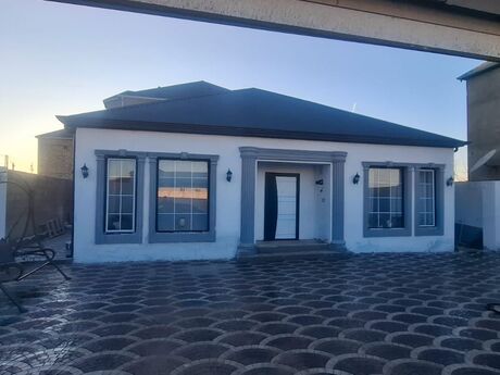 3 otaqlı həyət evi/bağ evi - Saray q. - 130 m²