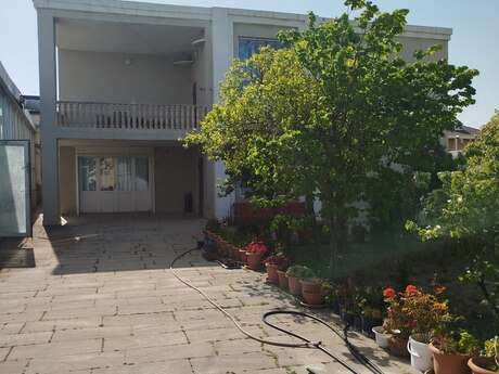 6 otaqlı həyət evi/bağ evi - Görədil q. - 120 m²