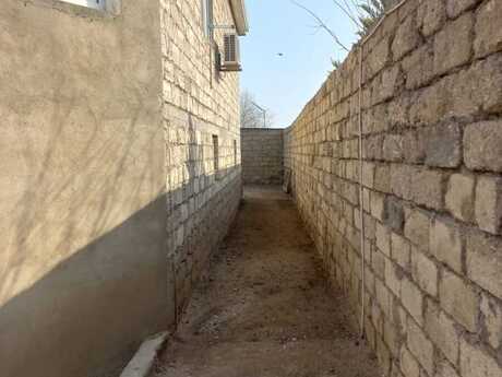3 otaqlı həyət evi/bağ evi - Buzovna q. - 220 m²