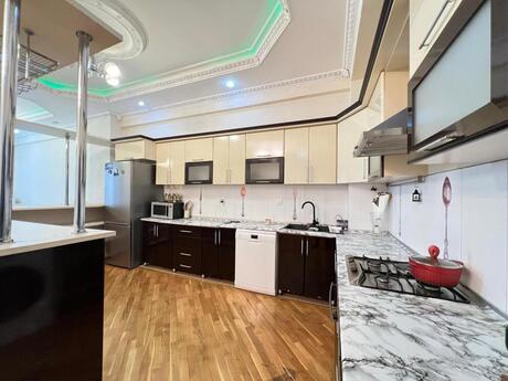 3 otaqlı yeni tikili - Nizami m. - 175 m²