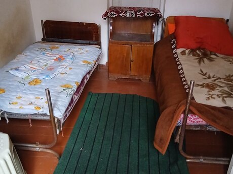 1 otaqlı həyət evi/bağ evi - Azadlıq Prospekti m. - 15 m²
