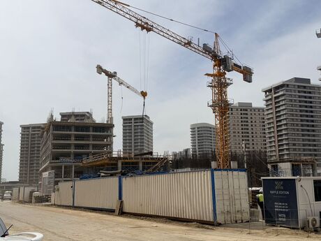 2 otaqlı yeni tikili - Ağ şəhər q. - 103 m²