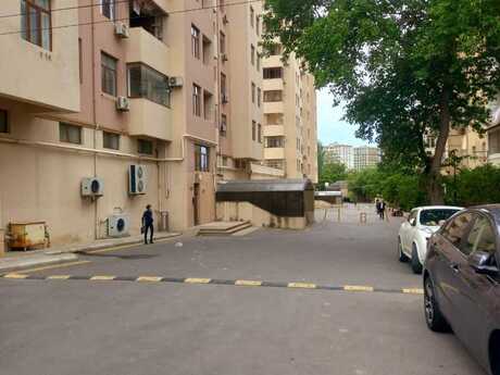 3 otaqlı yeni tikili - Bakıxanov q. - 80 m²