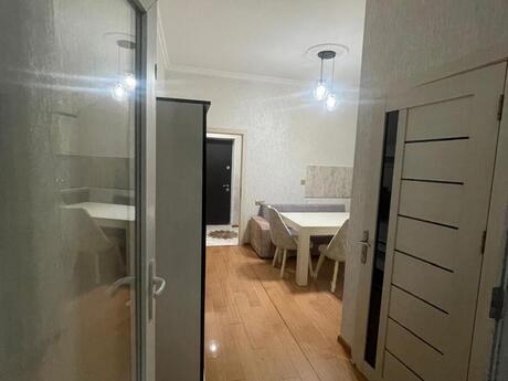 2 otaqlı yeni tikili - Yeni Günəşli q. - 49 m²