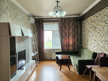 2 otaqlı köhnə tikili - Gənclik m. - 75 m²
