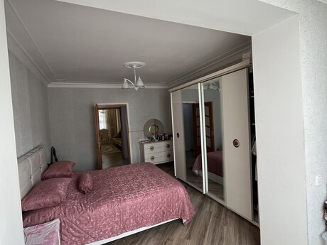 3 otaqlı köhnə tikili - Neftçilər m. - 89 m²