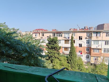2 otaqlı köhnə tikili - Memar Əcəmi m. - 55 m²