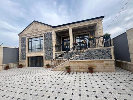 8 otaqlı həyət evi/bağ evi - Mehdiabad q. - 205 m²