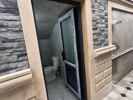 8 otaqlı həyət evi/bağ evi - Mehdiabad q. - 205 m²