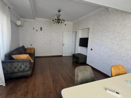 2-комн. новостройка - м. Ази Асланов - 80 м²