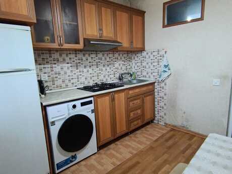 2 otaqlı köhnə tikili - Badamdar q. - 60 m²