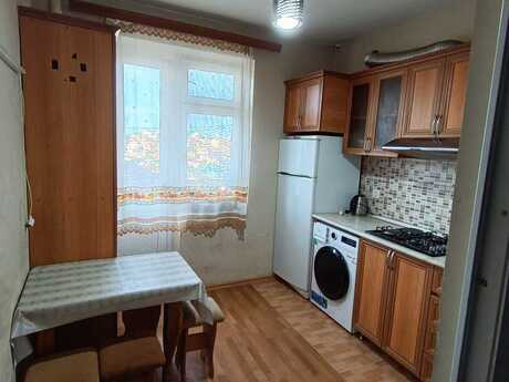 2 otaqlı köhnə tikili - Badamdar q. - 60 m²
