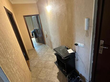 3 otaqlı köhnə tikili - İnşaatçılar m. - 110 m²