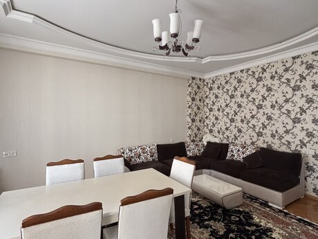 2-комн. новостройка - м. Ази Асланов - 80 м²