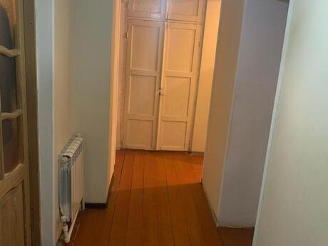 3 otaqlı köhnə tikili - Sumqayıt - 68 m²