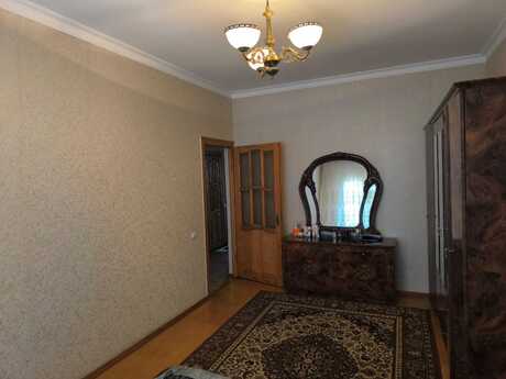 3 otaqlı köhnə tikili - Sumqayıt - 80 m²