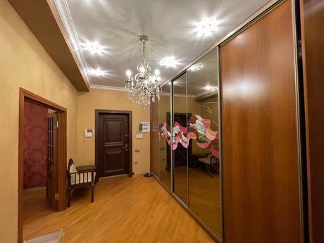 3 otaqlı yeni tikili - Nizami m. - 130 m²