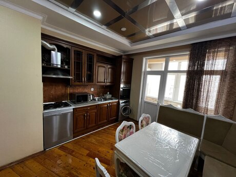 2 otaqlı yeni tikili - Şah İsmayıl Xətai m. - 92 m²